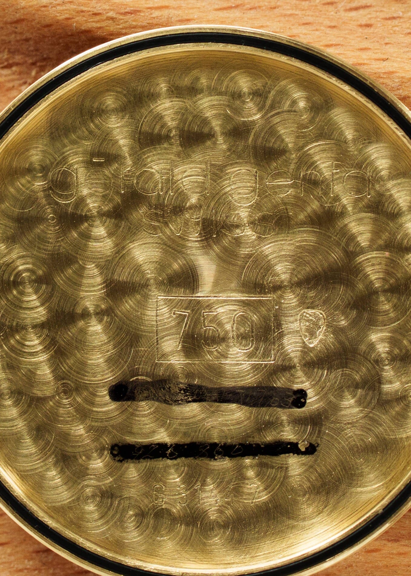 Gerald Genta パーペチュアルカレンダー "La 19" G3144.7 YG Watch GERALD GENTA