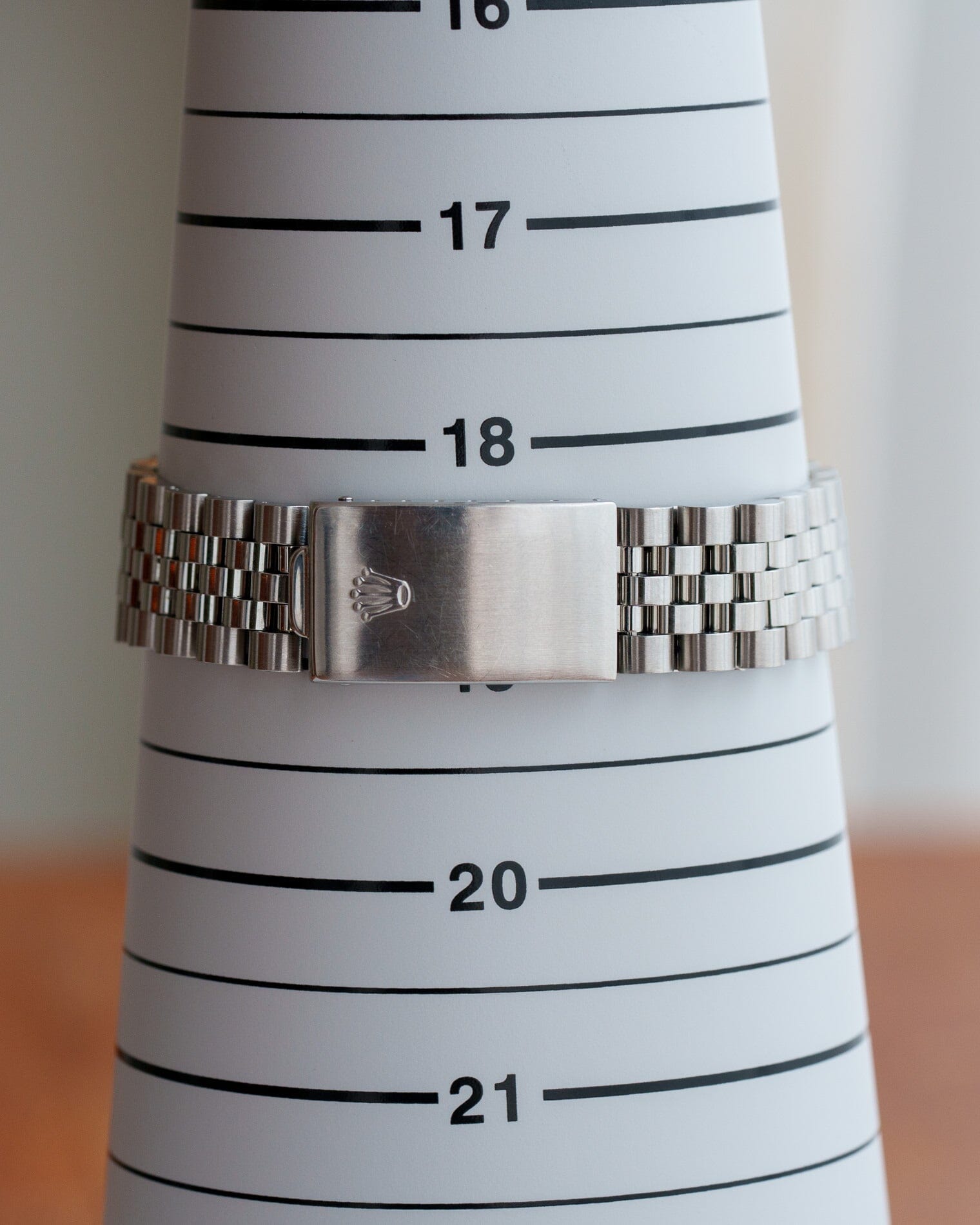 ロレックス デイトジャスト 16220 シルバーダイアル 保証書 国際サービス保証書付き Watch ROLEX