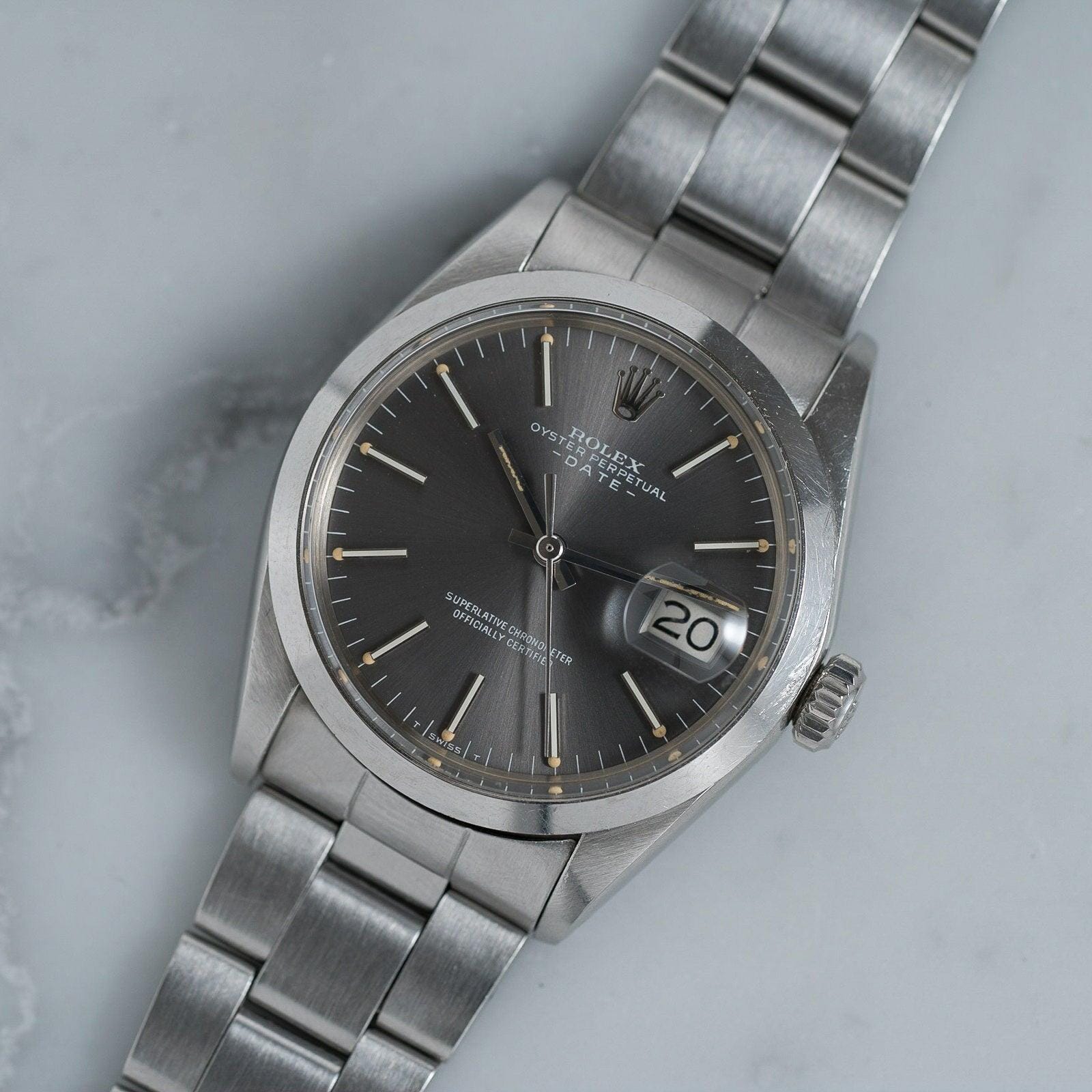 ROLEX Oyster Perpetual Date 1500 Grey Dial - Arbitro