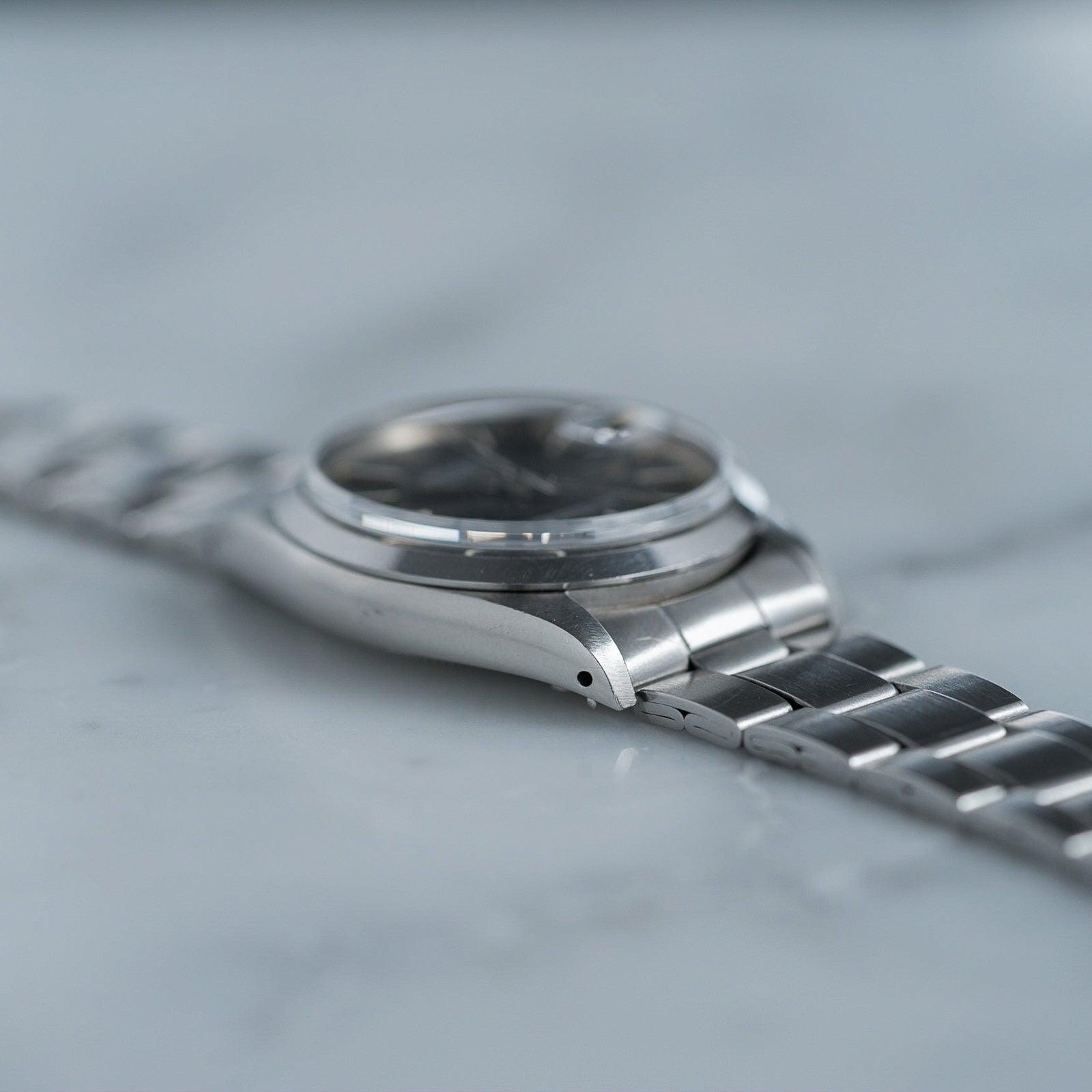 ROLEX Oyster Perpetual Date 1500 Grey Dial - Arbitro