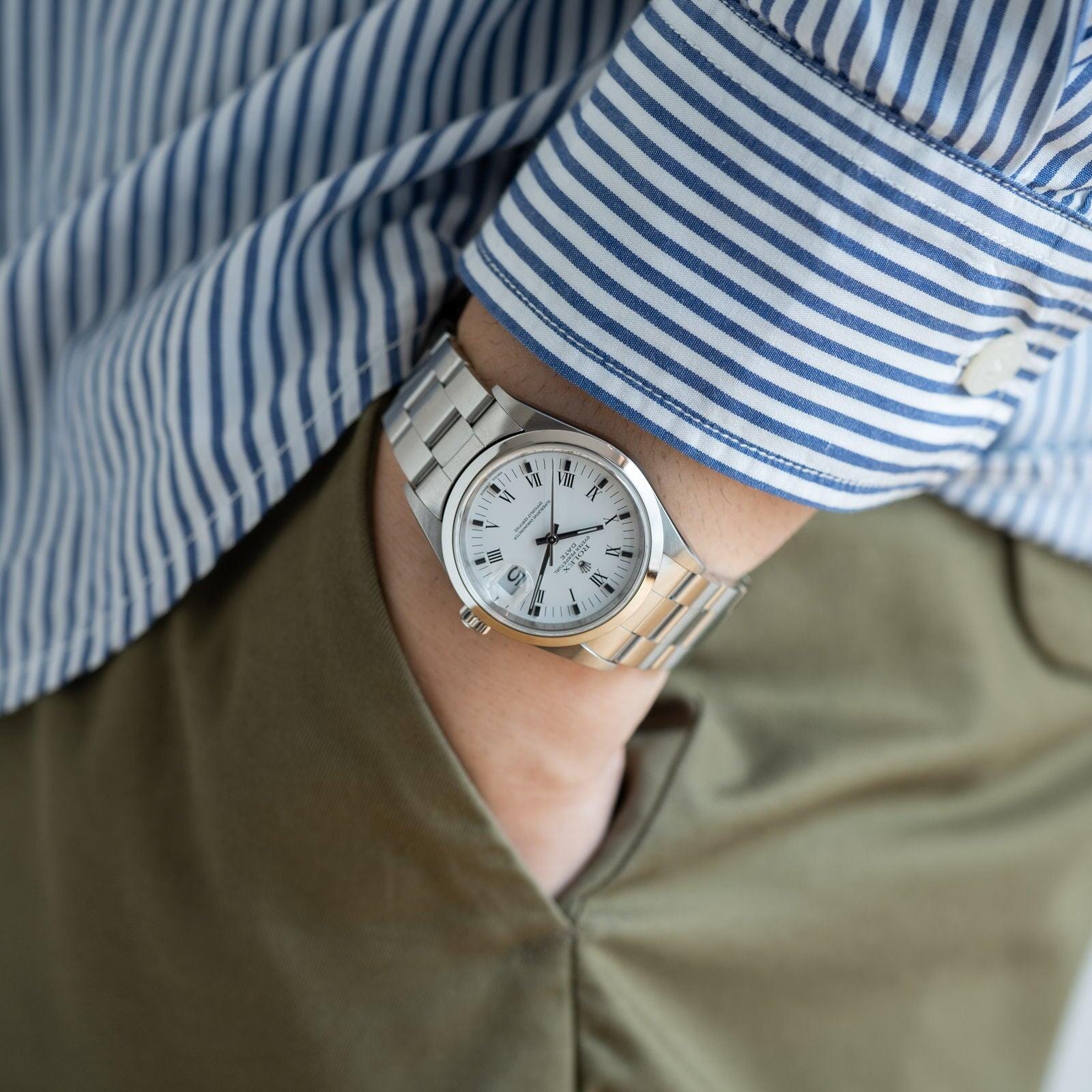 ROLEX Oyster Perpetual Date 15200 White Roman - Arbitro