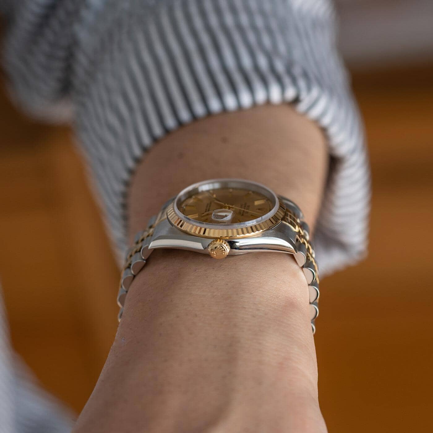 ROLEX Oyster Perpetual Datejust 16233 Champagne - Arbitro
