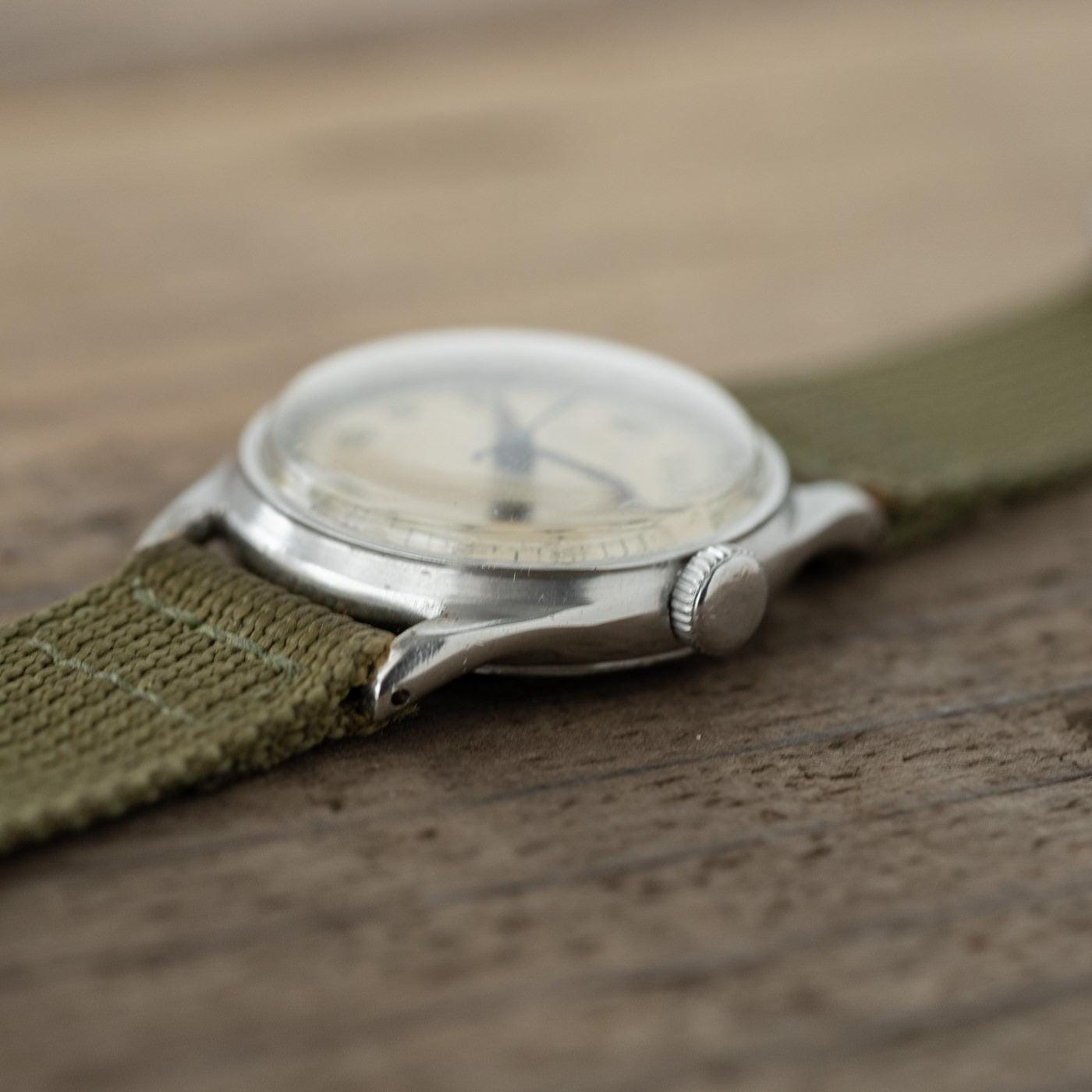 RACINE (GALLET) Military-Style Round 1940s - Arbitro