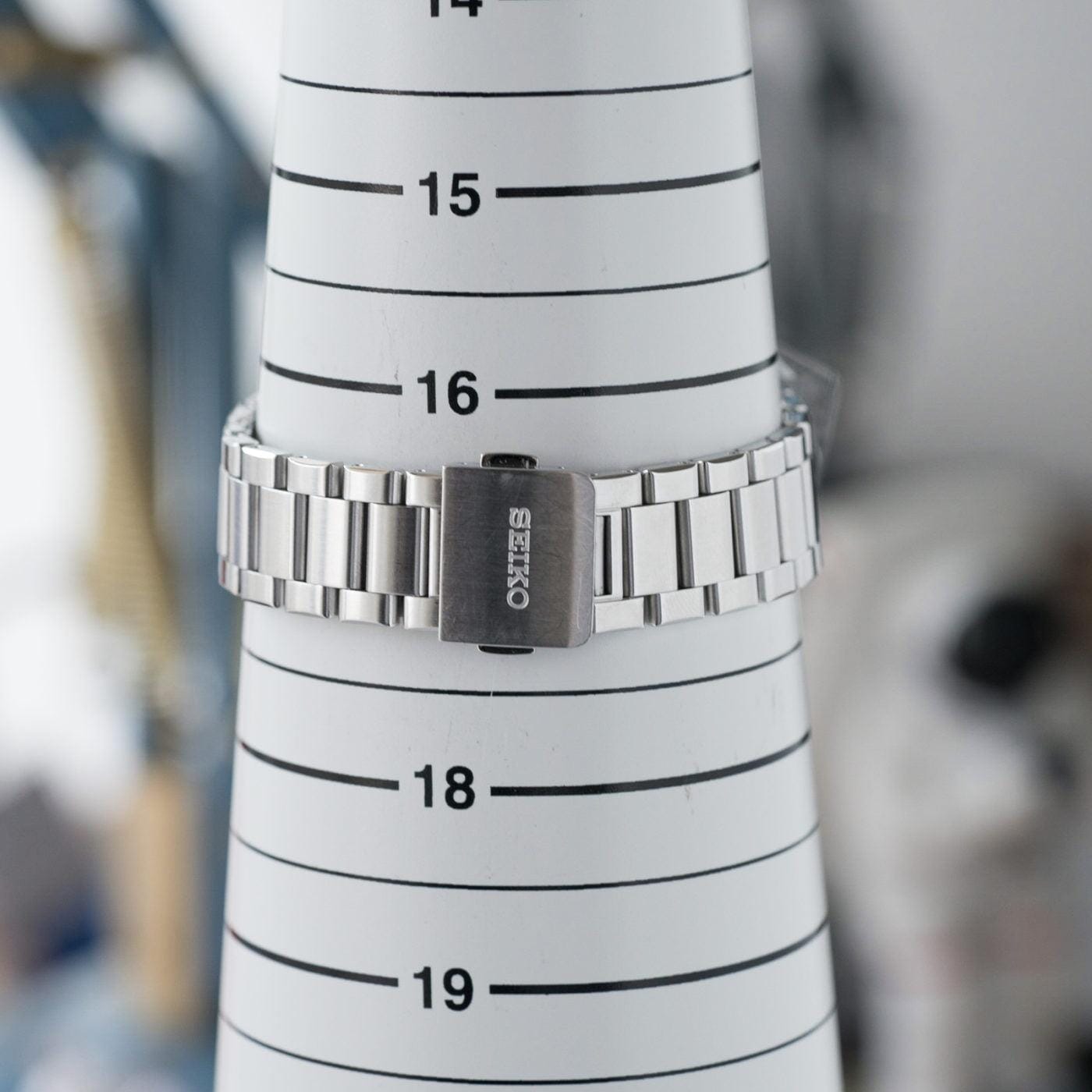 SEIKO SPIRIT Chronograph White SBPP003 - Arbitro