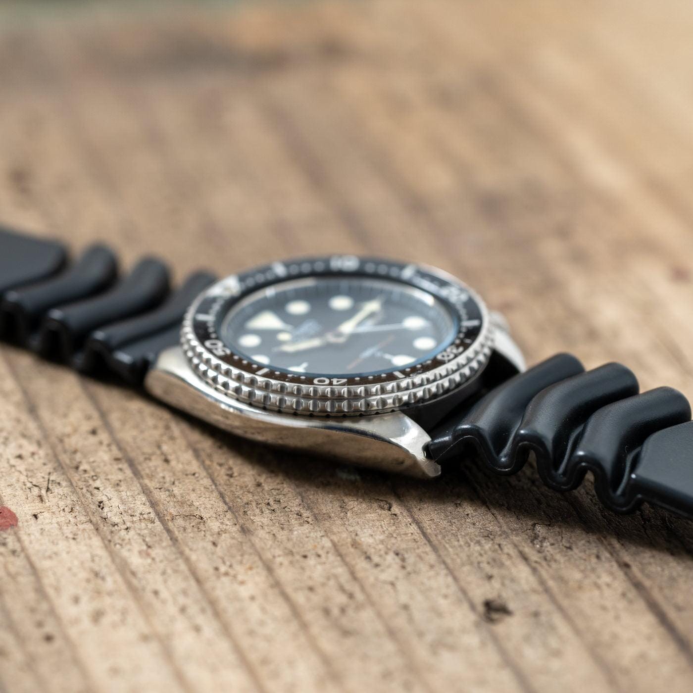 SEIKO 150m Diver 7548-7000 Black - Arbitro