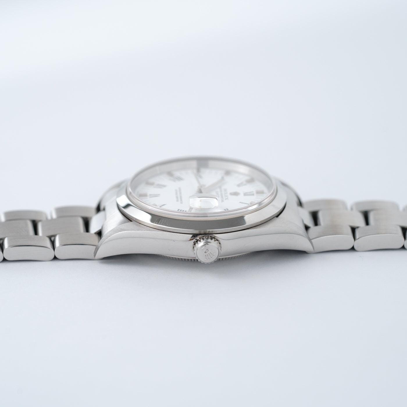 ROLEX Oyster Perpetual Date 15200 White Roman - Arbitro