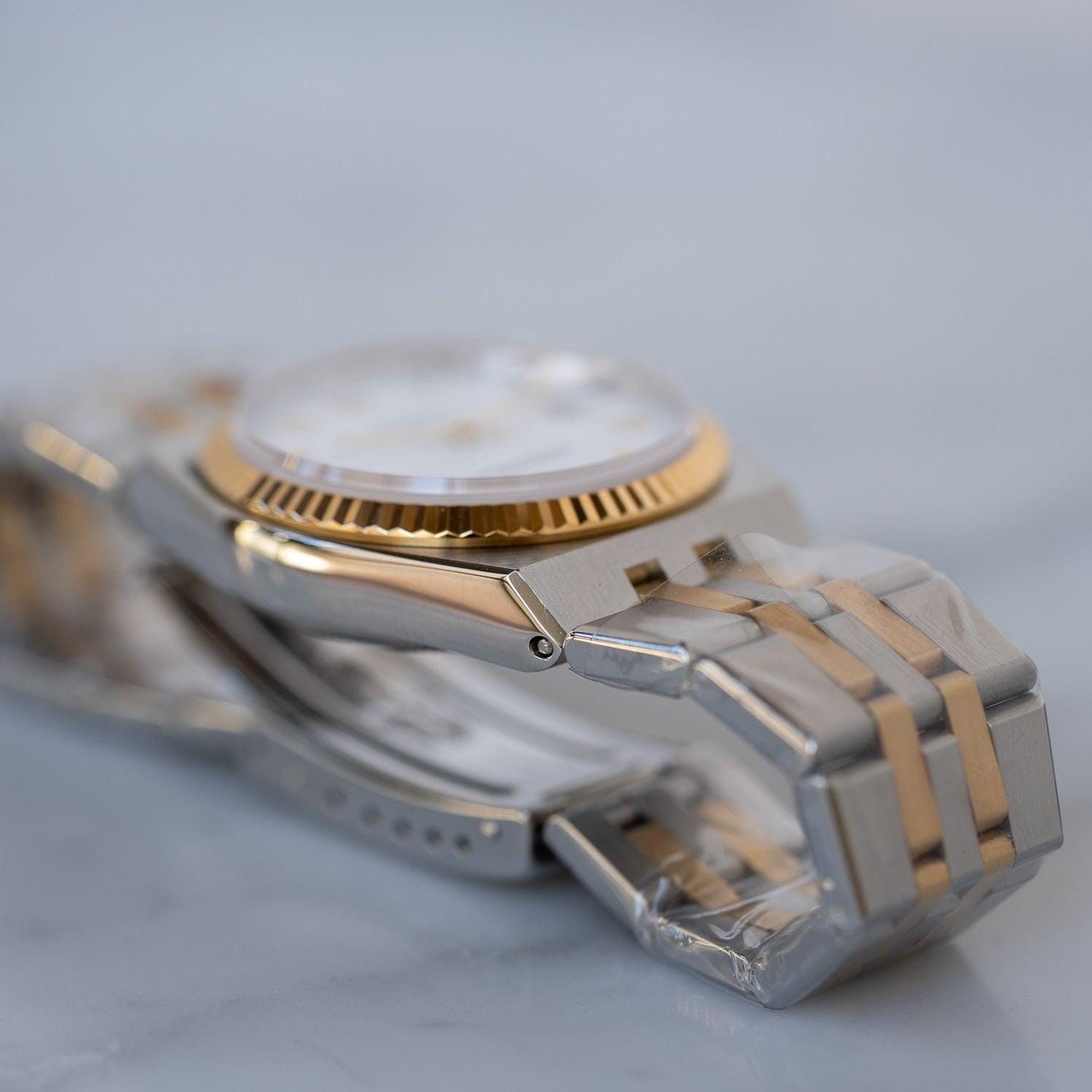 ROLEX OysterQuartz Datejust 17013 White Roman / ロレックス オイスタークォーツ デイトジャスト