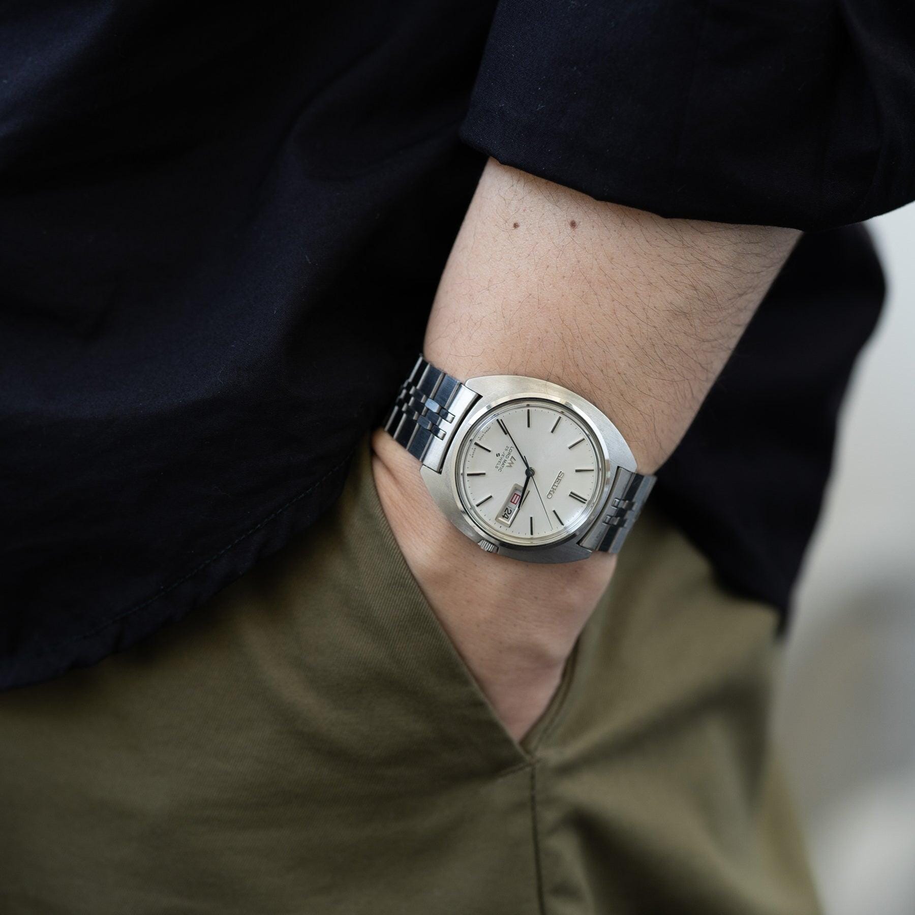 SEIKO Lord Matic 5606-8000 Tonneau 1970s - Arbitro