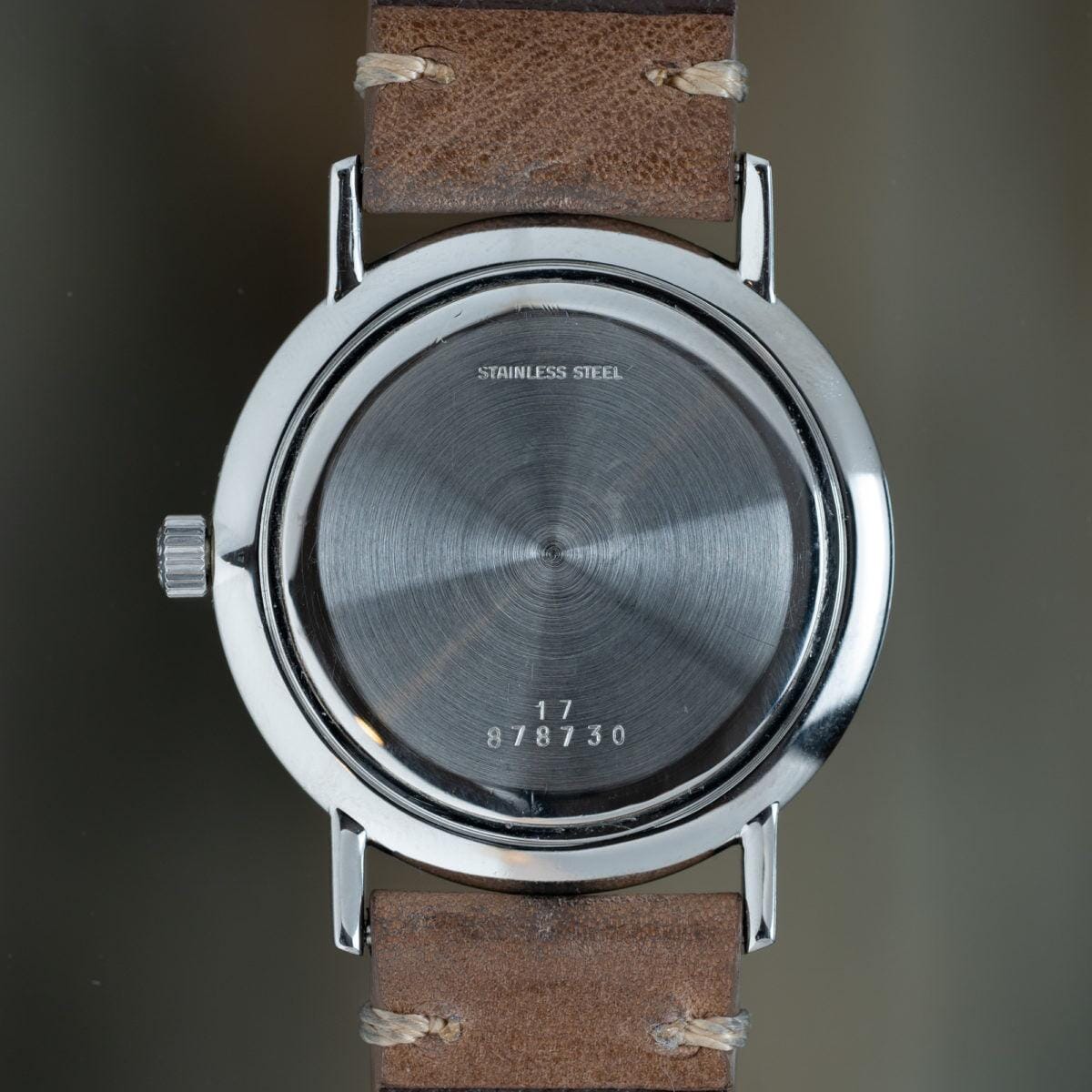 LONGINES Round Roman Linen Dial 1970s - Arbitro