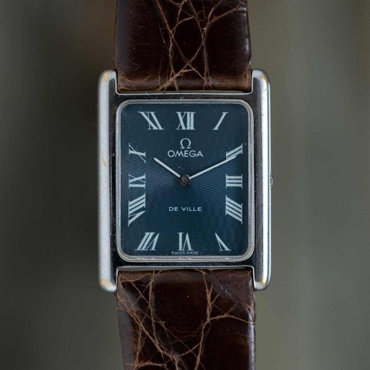 OMEGA De Ville "Tank" Navy Dial 1970s - Arbitro