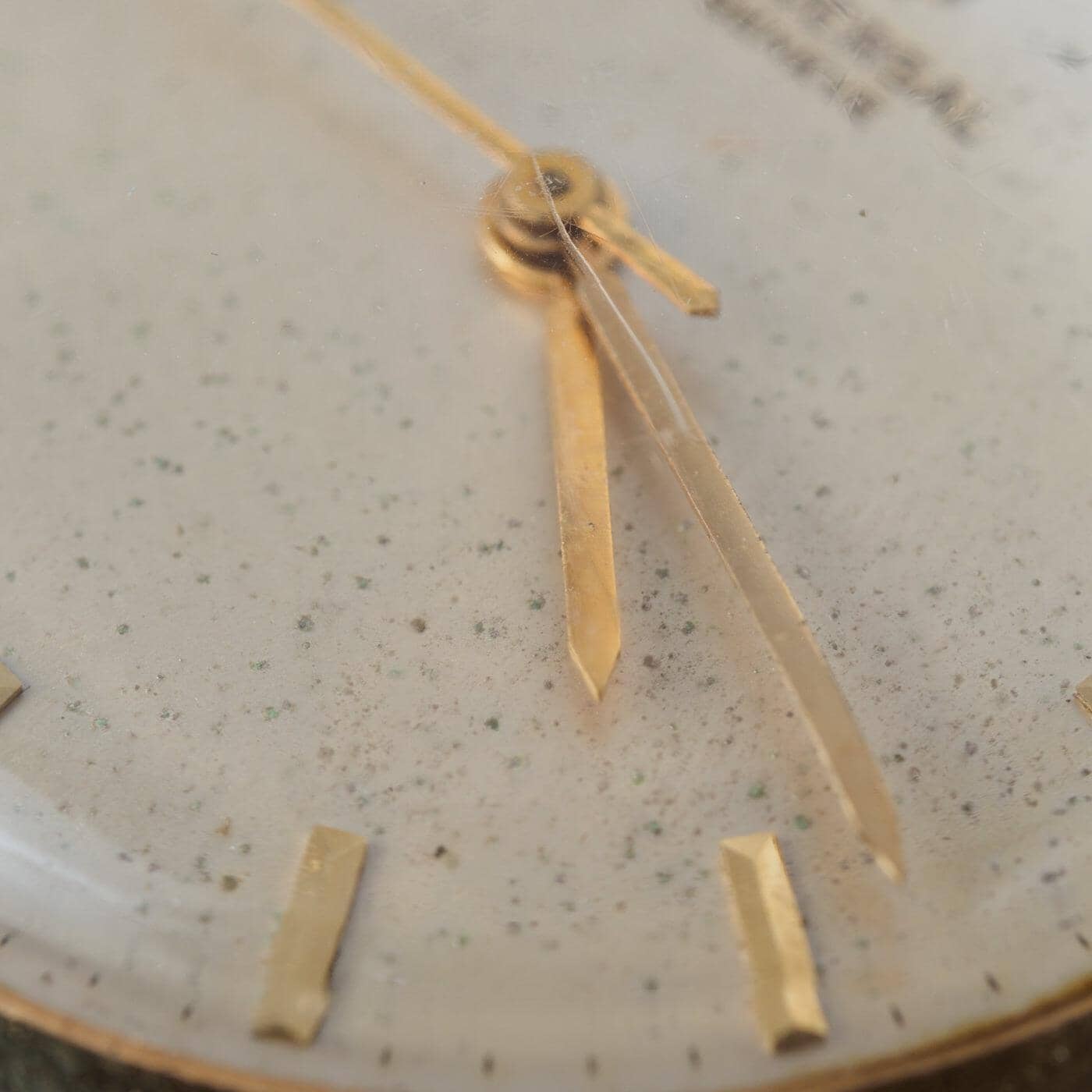 UNIVERSAL GENEVE Round - Arbitro