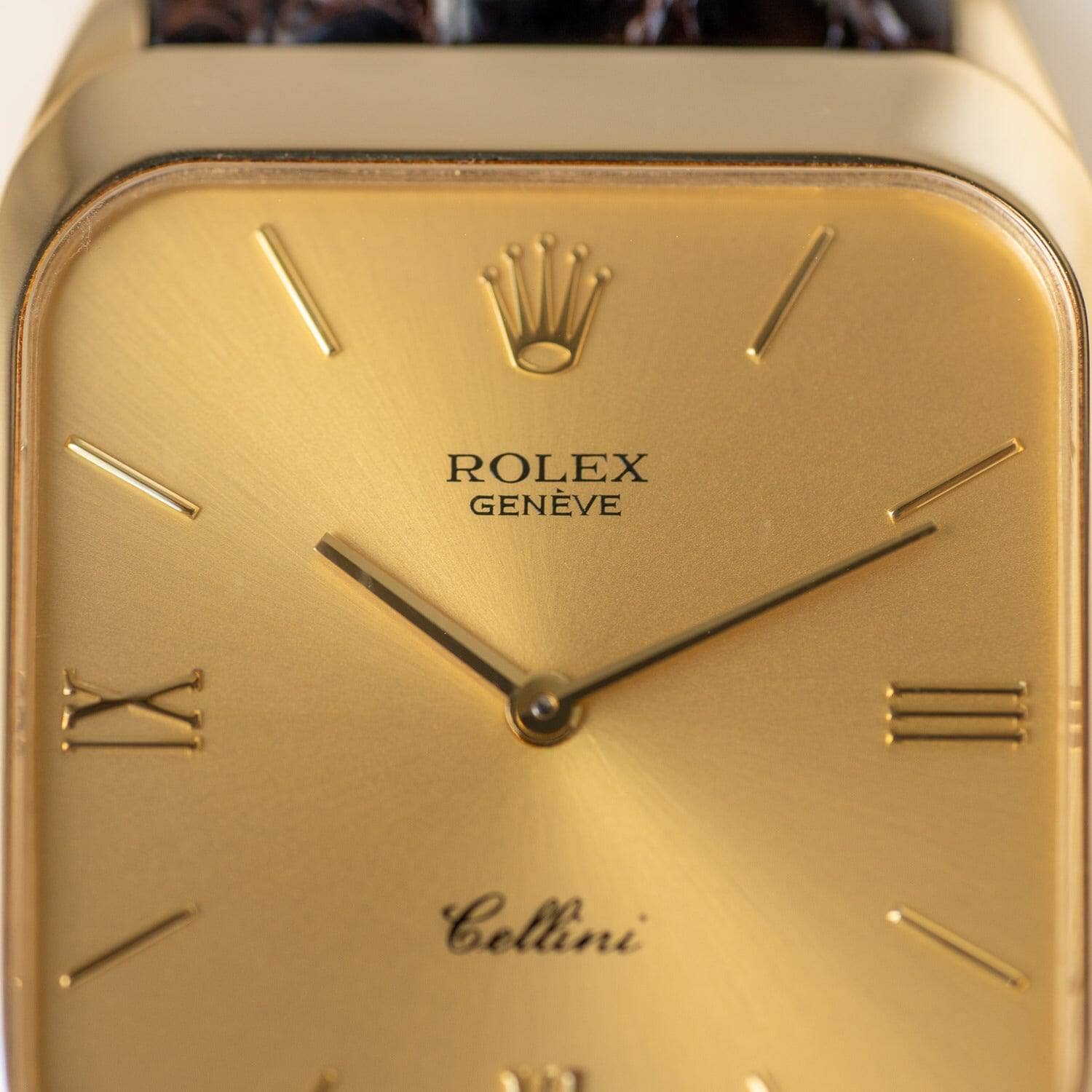 ROLEX Cellini 4135 YG Champagne Dial - Arbitro