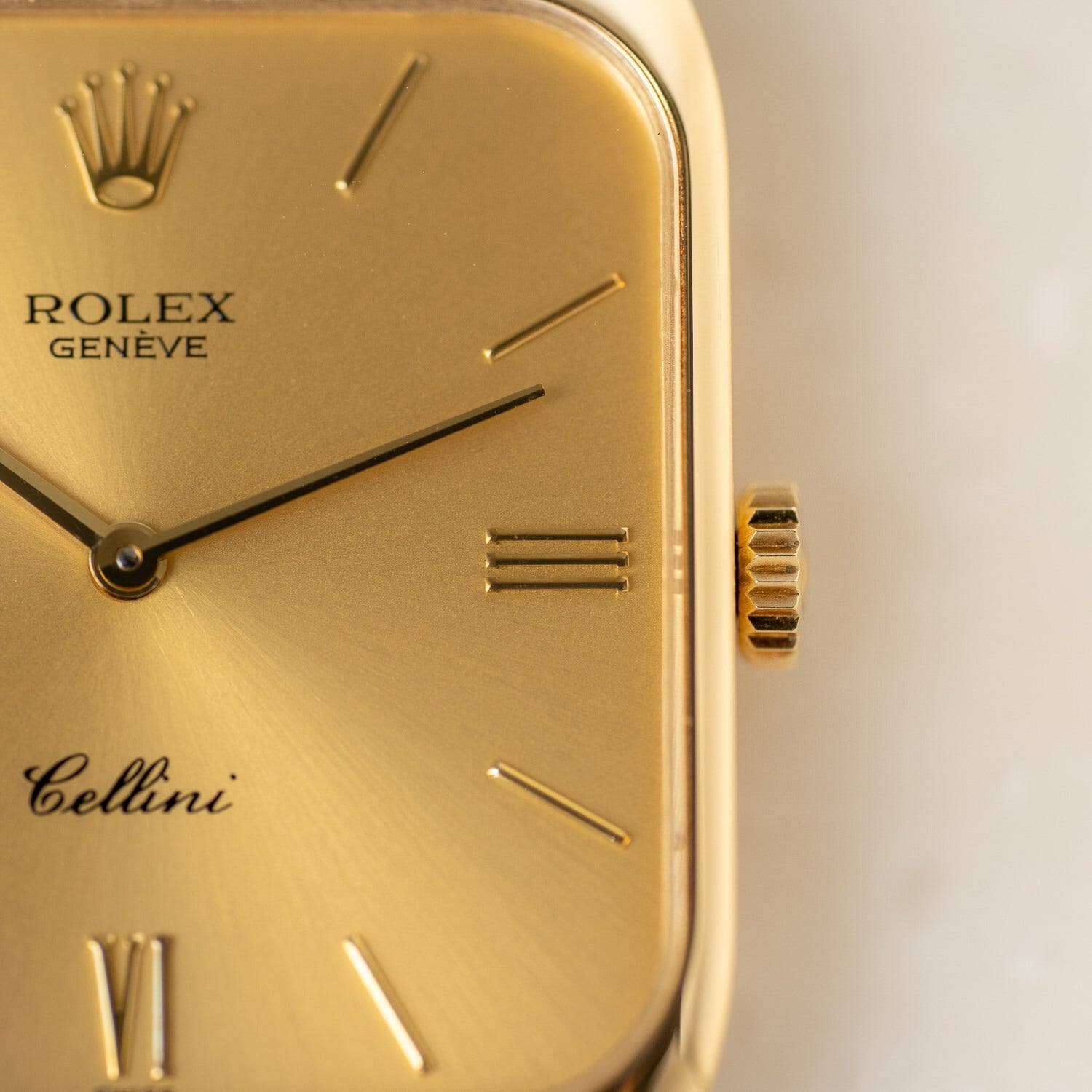 ROLEX Cellini 4135 YG Champagne Dial - Arbitro