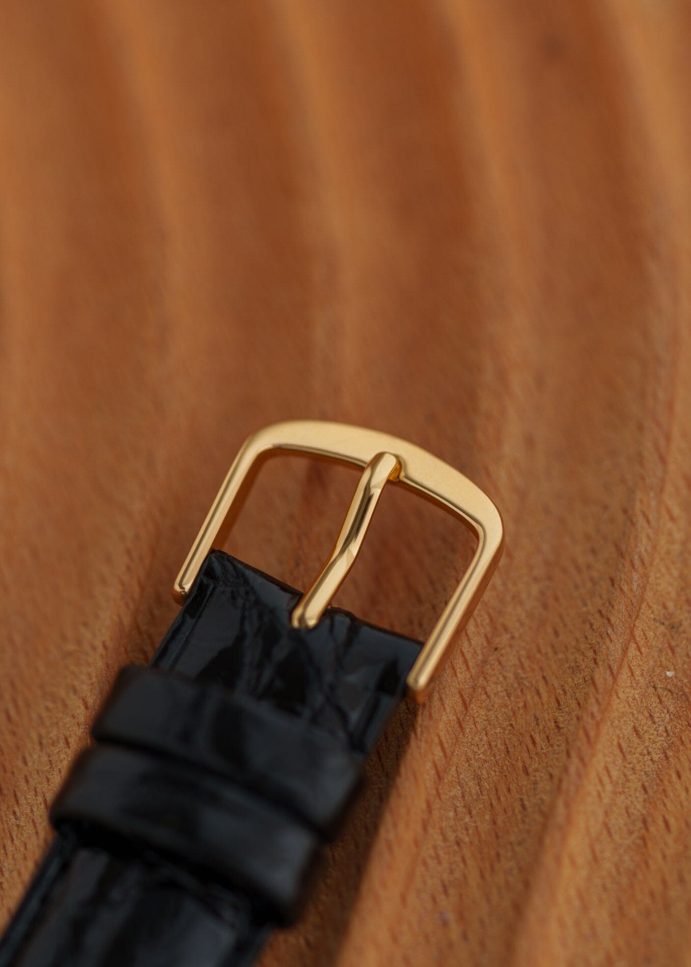 Cartier タンク ルイ カルティエ LM 819001 YG ムーンフェイズ Dバックル付き Watch CARTIER 