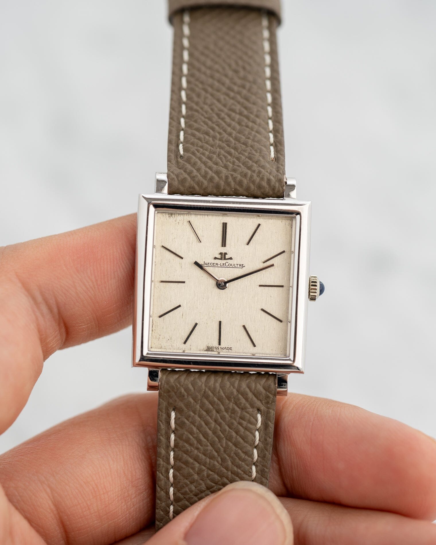 jaeger lecoultre square 4442 wg silver dial 9