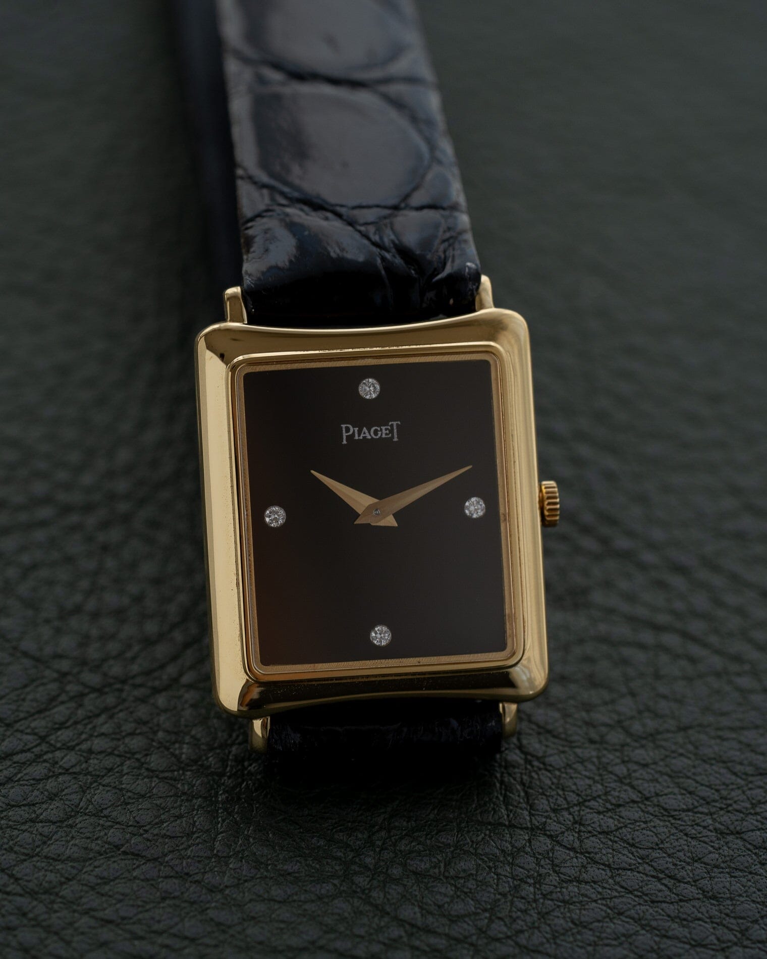 Piaget Rectangle 9254 YG Black Dial with 4 Diamond Indexes