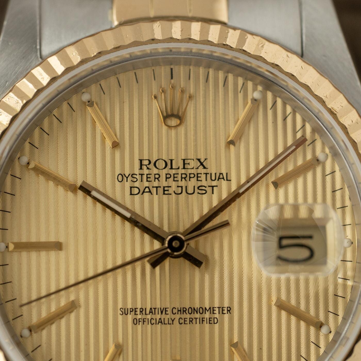 ROLEX Oyster Perpetual Datejust 16233 Tapestry Dial - Arbitro
